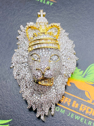 Lion with Baguettes Crown 3D Pendant